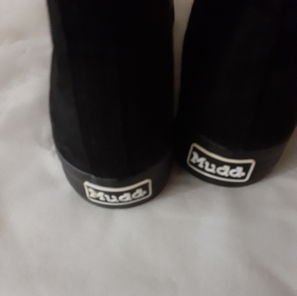 Black Boots size - Picture 3 of 4